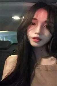 末世：我带着系统吃香喝辣