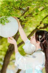 轩辕翊陆依霜:  番外