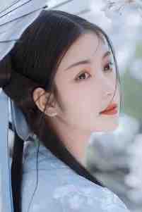 开局女神送别墅，宝藏女友？