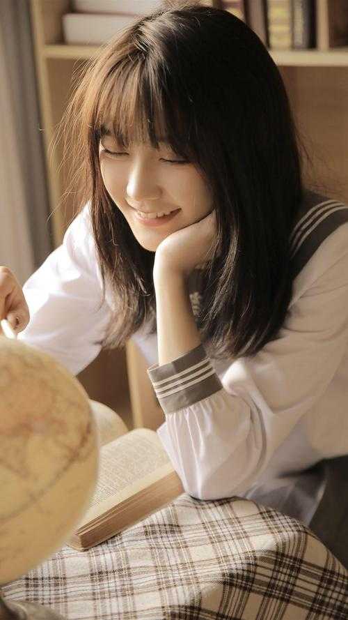 甲子墨：衔尾蛇