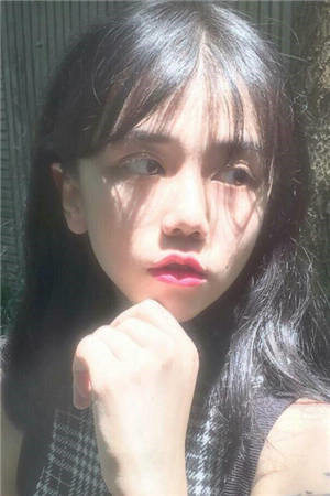 王妃别的本事没有，就是有点资产