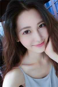 绑定系统谈恋爱？姐姐我是事业脑