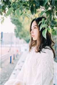 穿成恶毒原配后，她疯狂上分