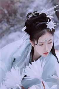 祁逢