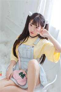 高考后，女友在火车车厢诱惑我