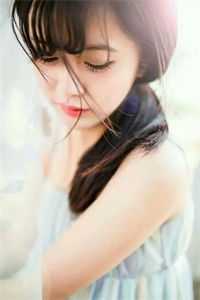 先婚后爱，我和死对头互扒马甲